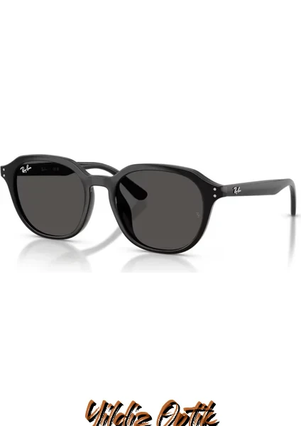 Ray-Ban